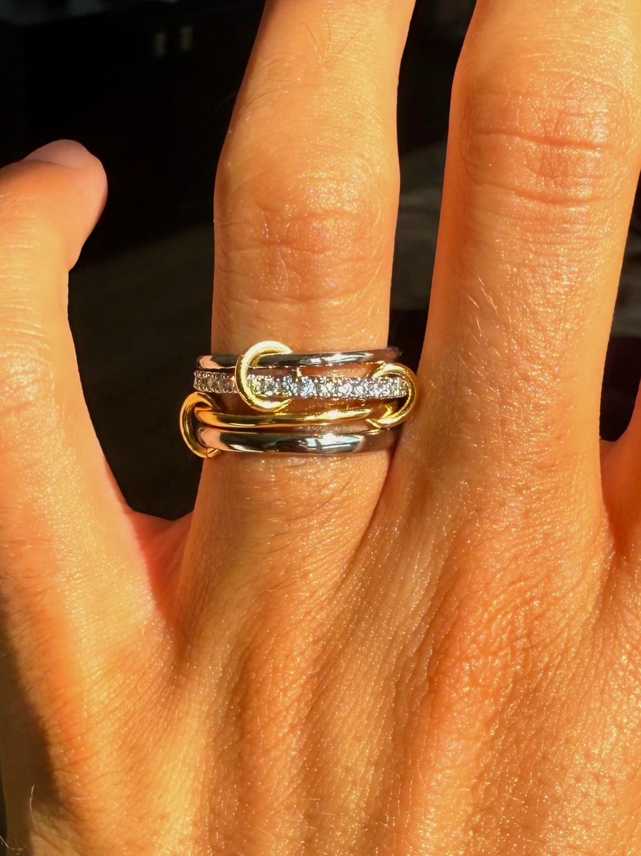 "Anjali" Ring